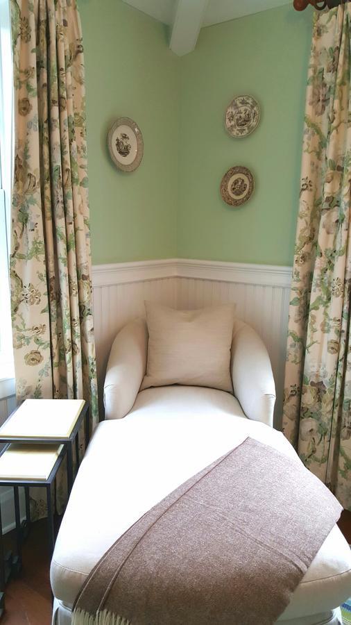 Margin Street Inn Westerly Extérieur photo