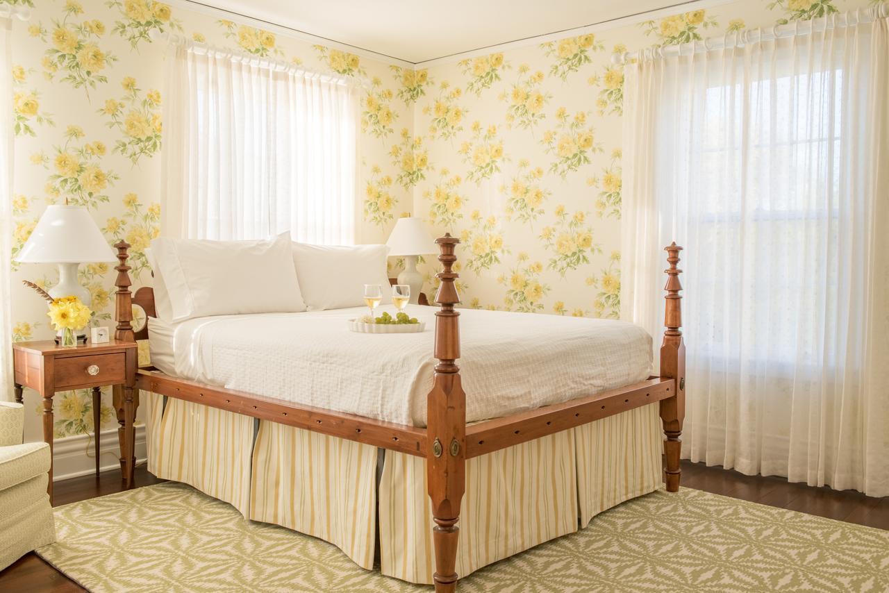 Margin Street Inn Westerly Extérieur photo