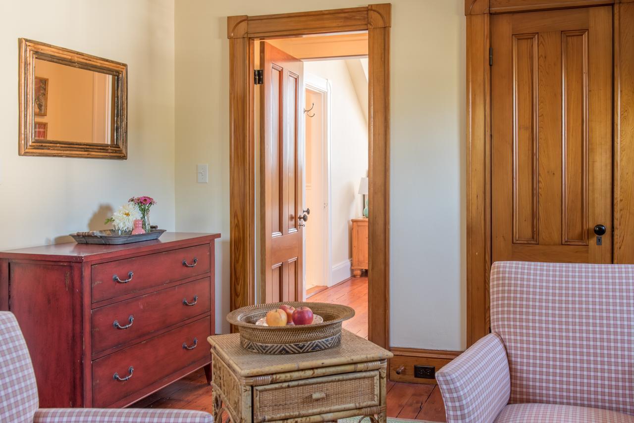 Margin Street Inn Westerly Extérieur photo
