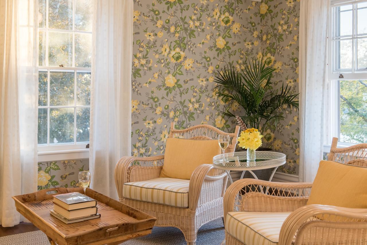 Margin Street Inn Westerly Extérieur photo