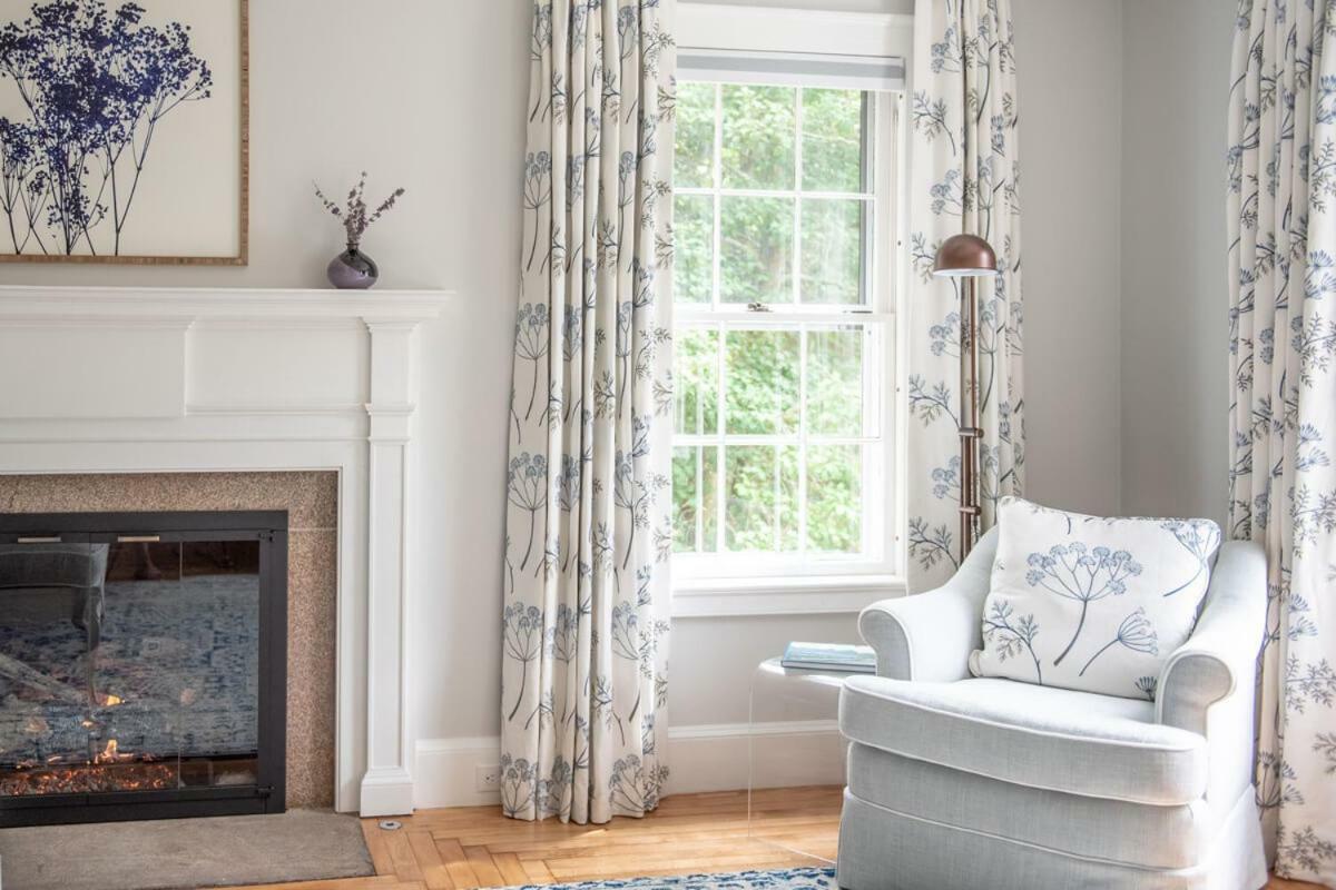 Margin Street Inn Westerly Extérieur photo